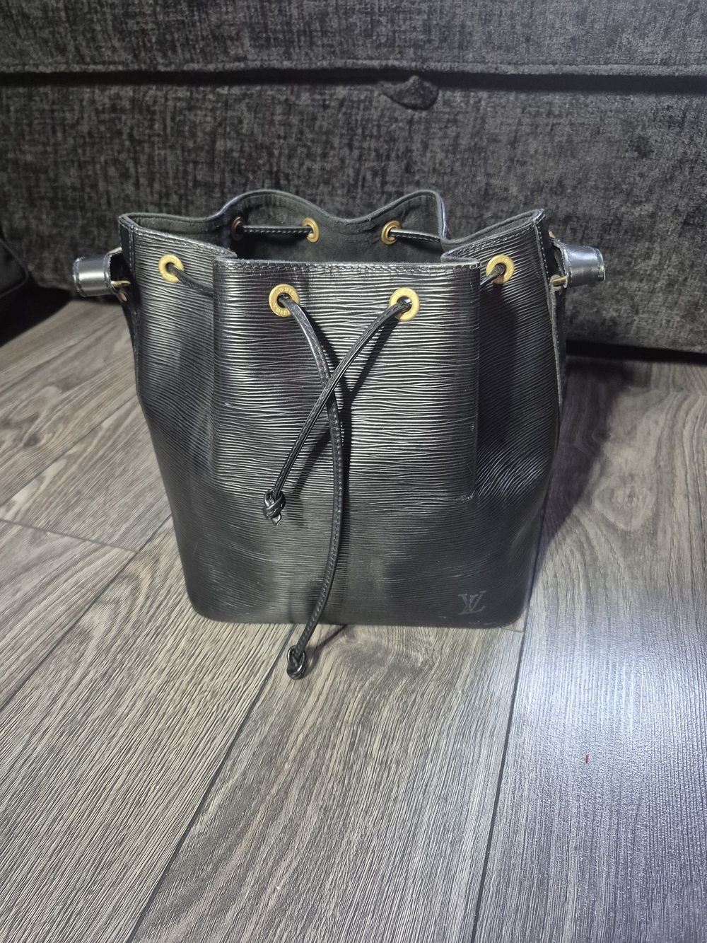 Louis Vuitton Black Epi Petit Noé Shoulder Bag - Vintage Made in France - AR0916